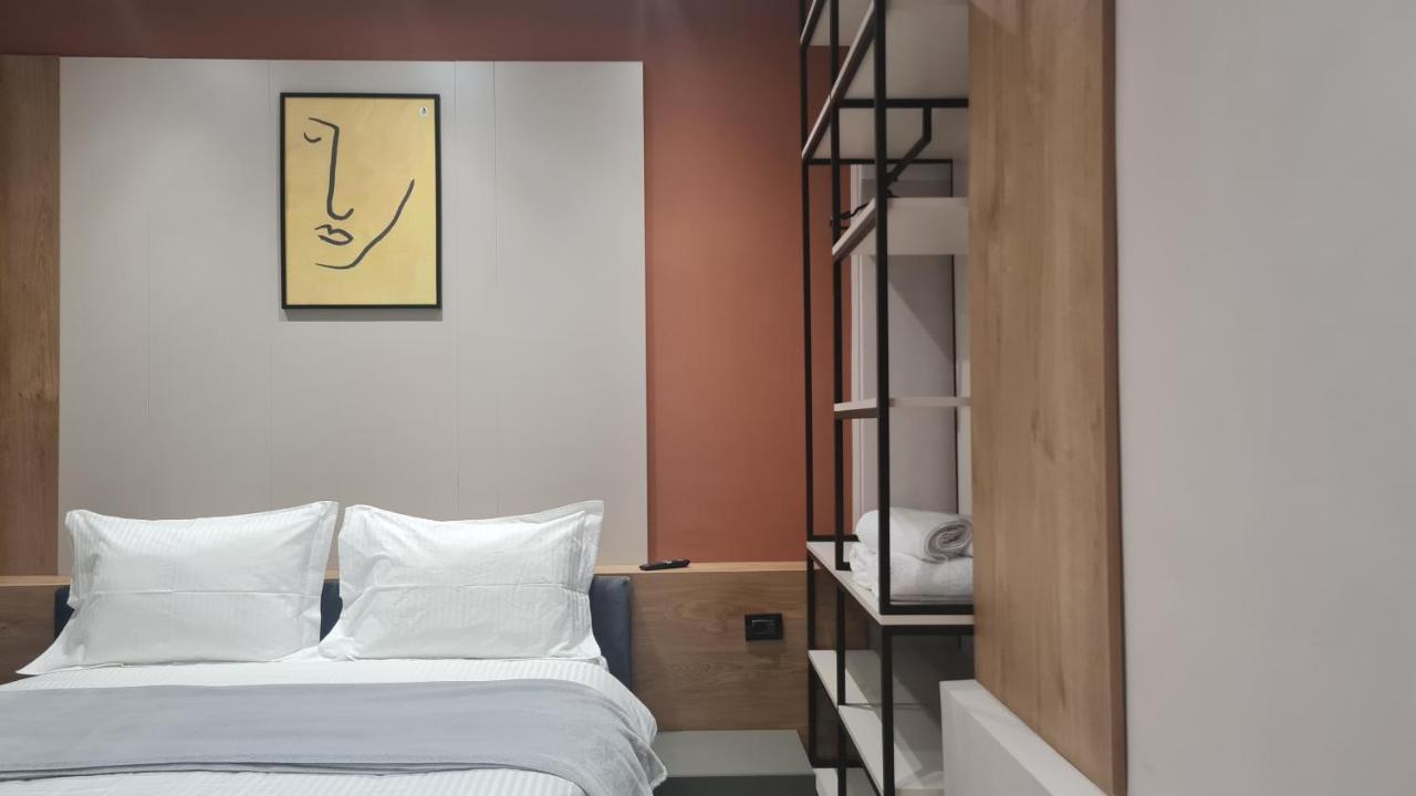 Tam Serviced Studio Apartments Next To Blloku Тирана Экстерьер фото