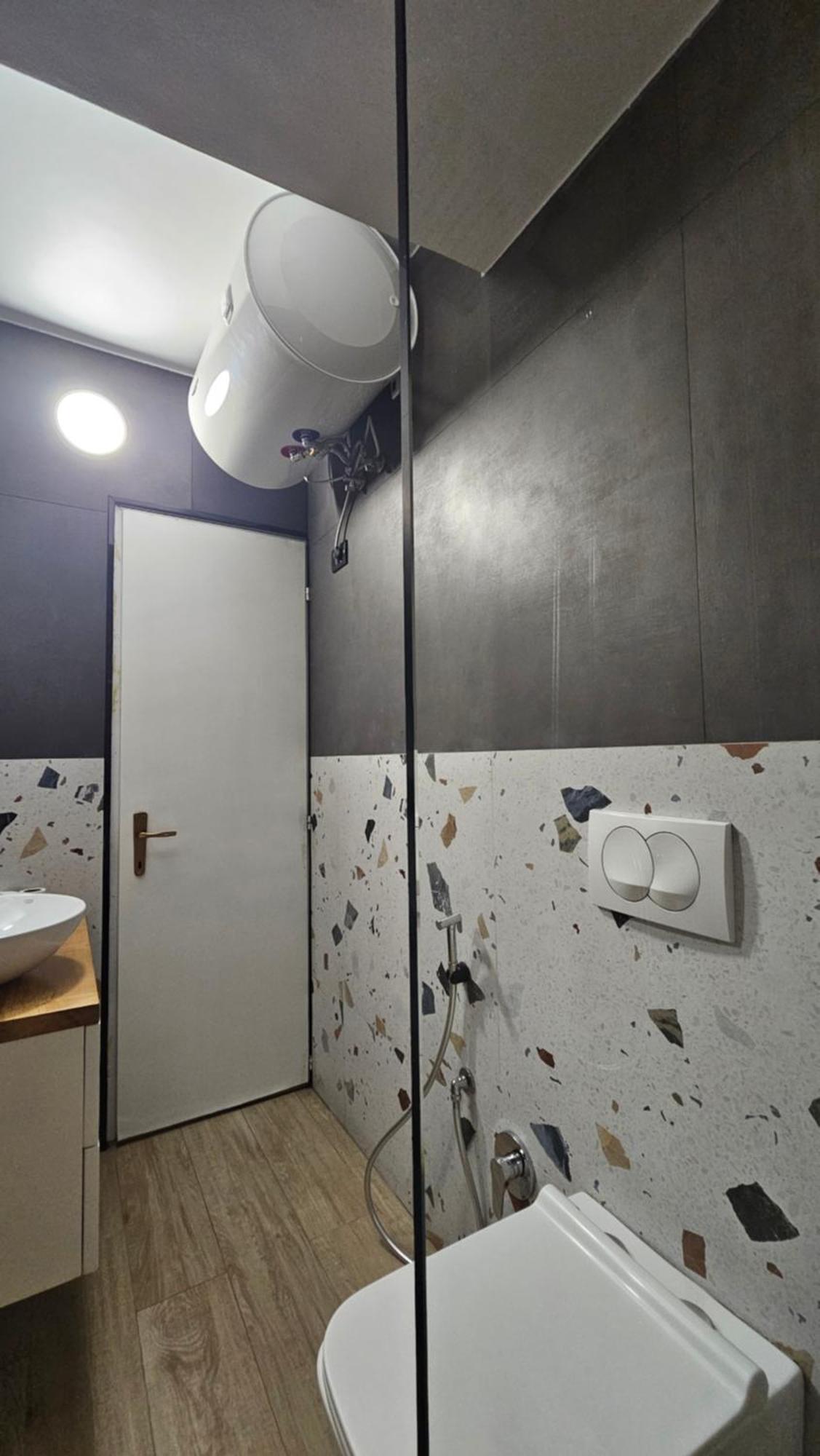 Tam Serviced Studio Apartments Next To Blloku Тирана Экстерьер фото