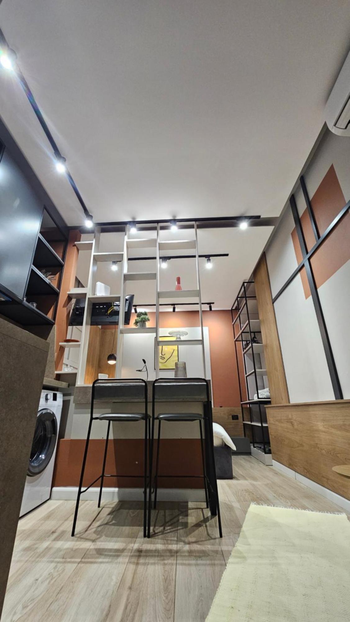Tam Serviced Studio Apartments Next To Blloku Тирана Экстерьер фото