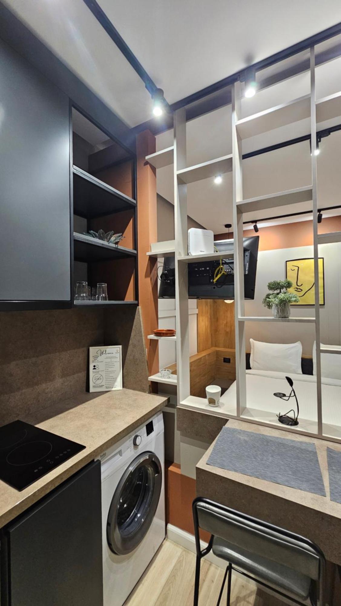 Tam Serviced Studio Apartments Next To Blloku Тирана Экстерьер фото