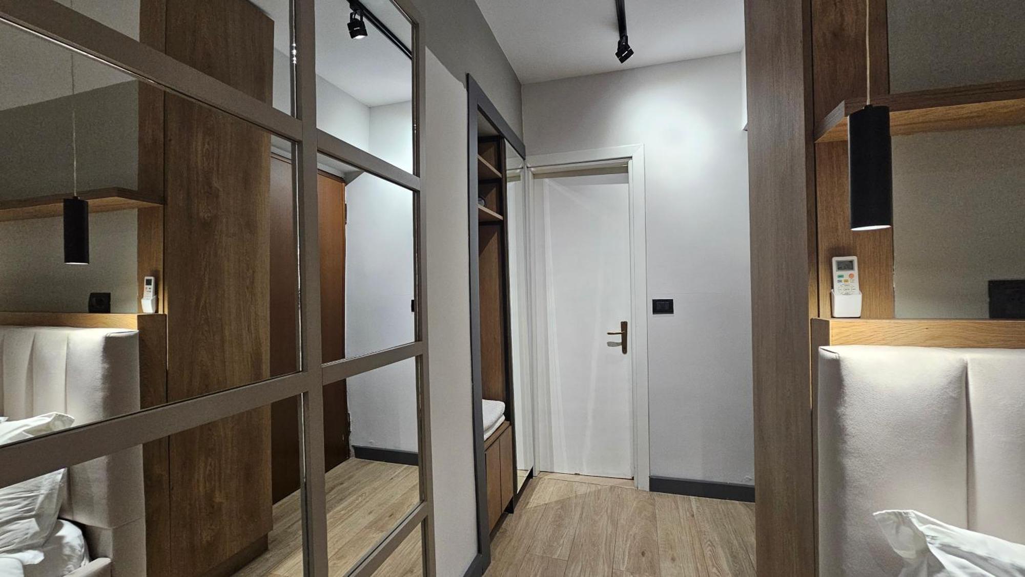 Tam Serviced Studio Apartments Next To Blloku Тирана Экстерьер фото