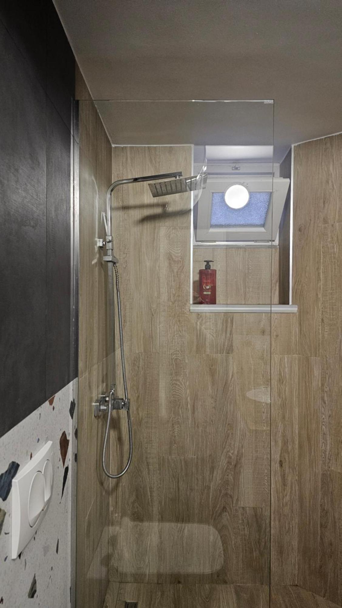 Tam Serviced Studio Apartments Next To Blloku Тирана Экстерьер фото