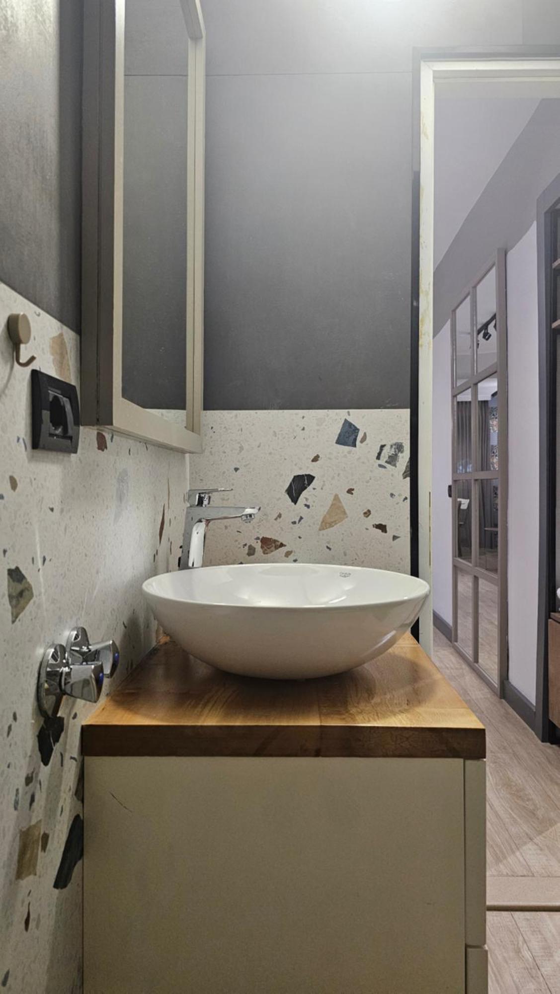Tam Serviced Studio Apartments Next To Blloku Тирана Экстерьер фото