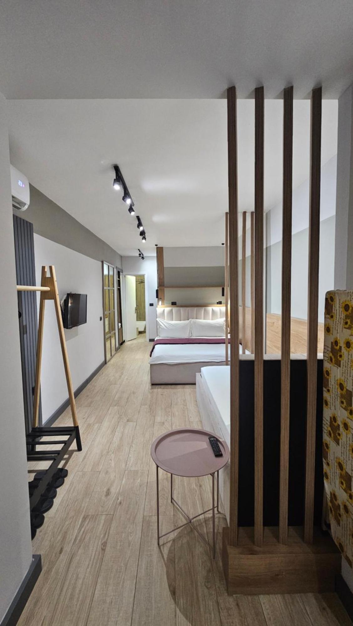 Tam Serviced Studio Apartments Next To Blloku Тирана Экстерьер фото