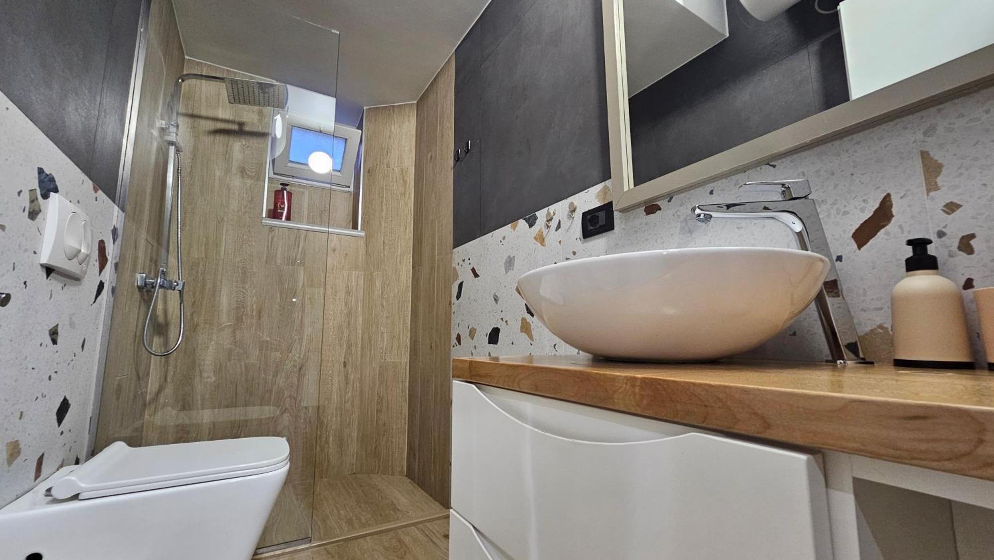 Tam Serviced Studio Apartments Next To Blloku Тирана Экстерьер фото