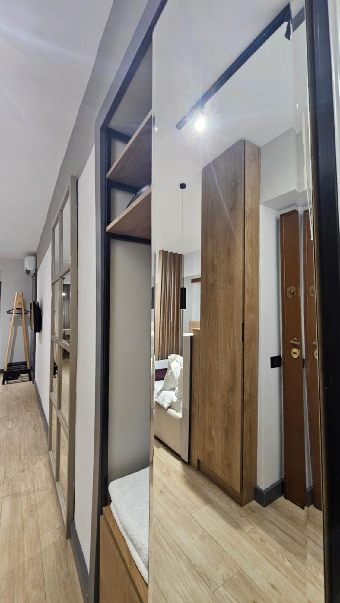 Tam Serviced Studio Apartments Next To Blloku Тирана Экстерьер фото