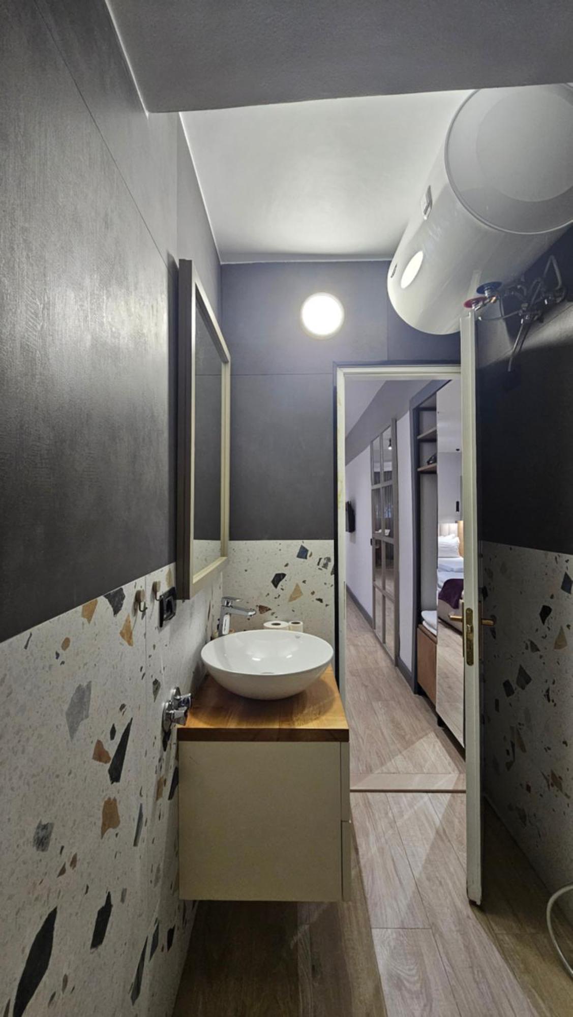 Tam Serviced Studio Apartments Next To Blloku Тирана Экстерьер фото