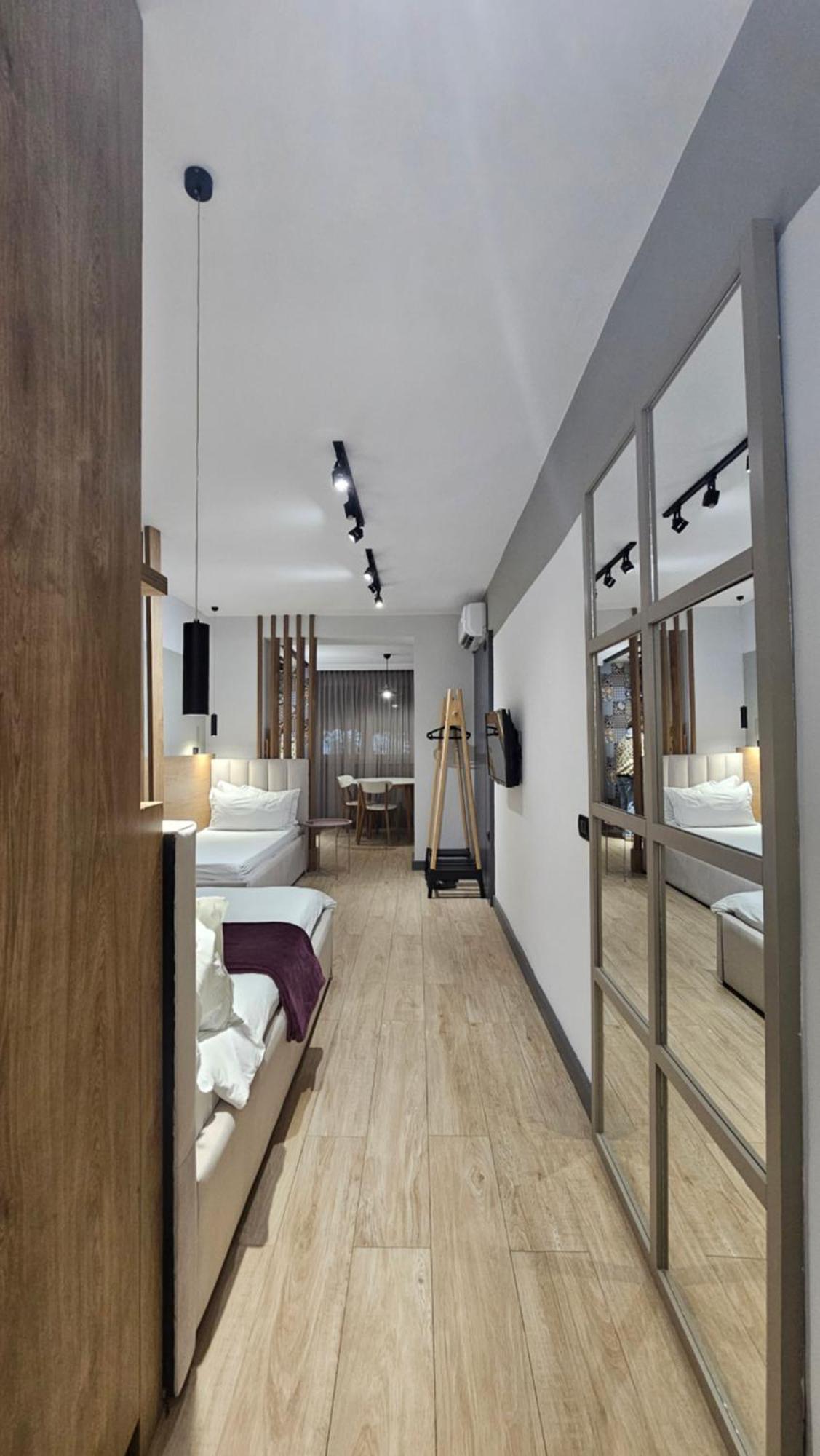 Tam Serviced Studio Apartments Next To Blloku Тирана Экстерьер фото