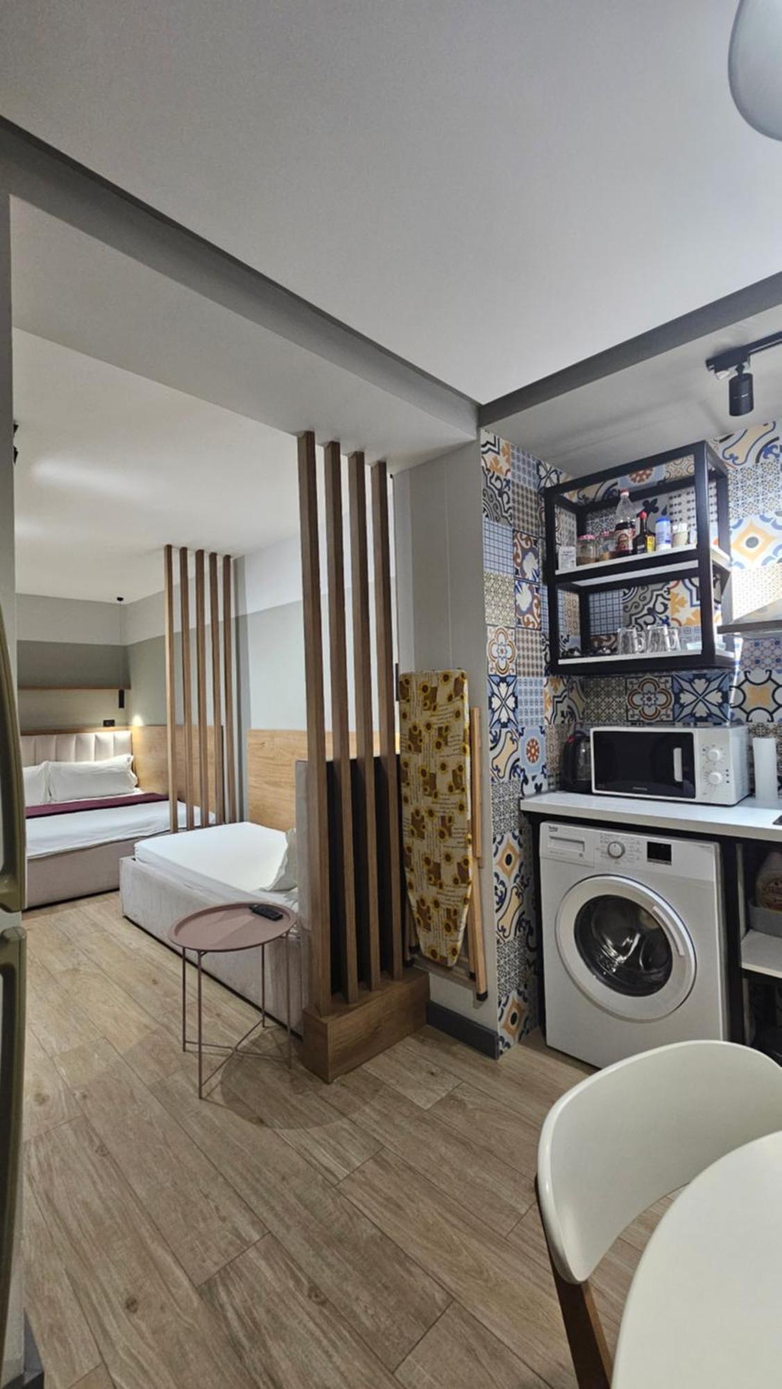 Tam Center Studio Apartment Next To Blloku No2 Тирана Экстерьер фото