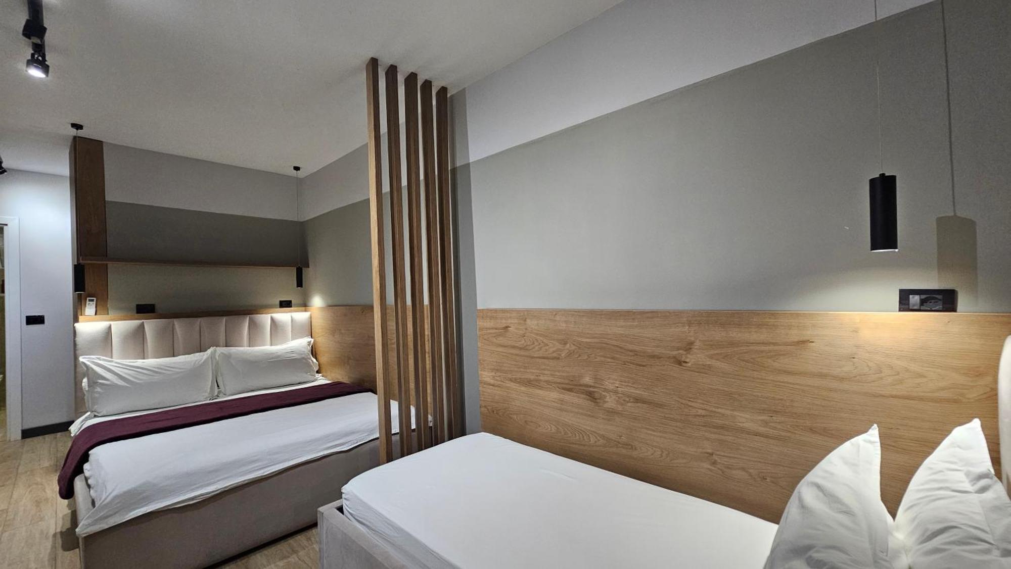 Tam Serviced Studio Apartments Next To Blloku Тирана Экстерьер фото