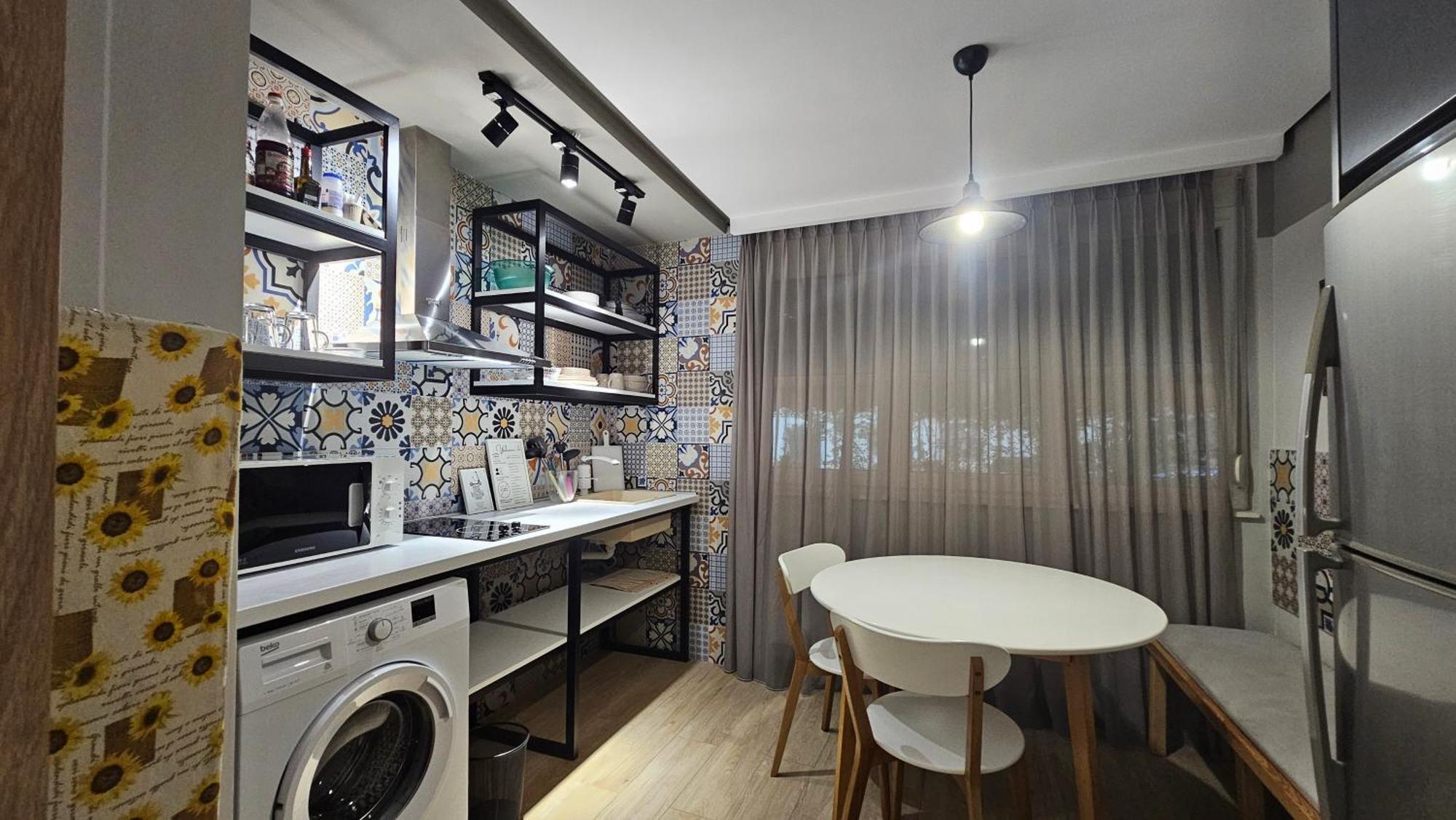 Tam Serviced Studio Apartments Next To Blloku Тирана Экстерьер фото
